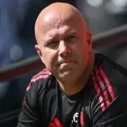 Arne Slot Reveals Ambitious Liverpool Plans: Title Challenges & Transfer Strategy