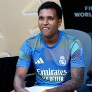 Arsenal Injury Crisis Deepens: Havertz Blow as Trossard & Zinchenko Face Late Fitness Tests