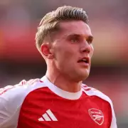 Arsenal Legend Tony Adams Urges Club to Sign Viktor Gyokeres Over Ollie Watkins