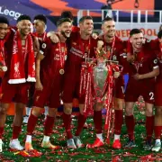 Arsenal Plot Shock Move for Liverpool's Alex Oxlade-Chamberlain in Sensational Premier League Return