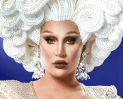 Astonishingly Candid: 'Dear Viv' Review Reveals The Vivienne's Raw and Unfiltered Story