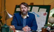 David Mitchell Stars in Outsiders: Channel 4's New Comedy About a Bickering Couple Forced Off-Grid