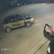 Dramatic Escape: Kidnapped Woman's Daring Leap from Moving Car in Mexico Captured on Camera