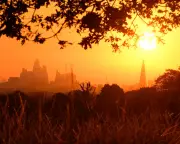 England Braces for Scorching Heatwave as Housing Crisis Worsens