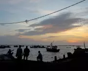 Exploring the Beauty of Autumn: Vidyan Ravinthiran's Poetic Masterpiece