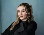 From TikTok Stardom to Podcasting: Hannah Lowther’s Journey to Authenticity