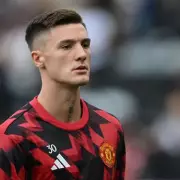 Gary Neville's Grimsby Town in Shock Move for Man Utd Target Benjamin Šeško | Exclusive