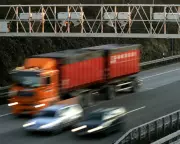 German Autobahn Speed Shock: Driver Hits 199mph in Reckless Record Bid