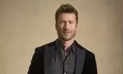 Glen Powell Tipped as Next James Bond: Top Gun Star Becomes Bookies' Favourite for 007 Role