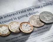 High Street Banks Lose £100bn as UK Savers Flee to Online Rivals