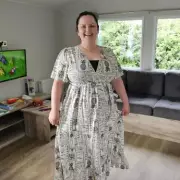 Horror as Mum Screams in Agony After Being Stung Over 100 Times by Wasps in Terrifying Attack