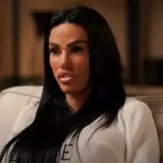 Katie Price Reaches Out to Estranged Sister Sophie Amid Family Feud – Inside Their Rocky Relationship