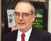 Keir Starmer Leads Heartfelt Tributes to Labour Stalwart Lord Tom Sawyer