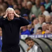 Leeds vs Everton Controversy: Tarkowski's Penalty Shout Ignored in Dramatic Clash