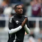 Liverpool and Arsenal Battle for Alexander Isak as Newcastle Face Tough Decision