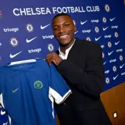 Liverpool and Chelsea in SHOCK Transfer Battle for Caicedo, Isak & Wirtz | Mirror Football