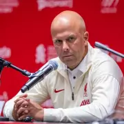 Liverpool FC's Blockbuster £100m Alexander Isak Bid: Arne Slot's First Major Move as Reds Boss