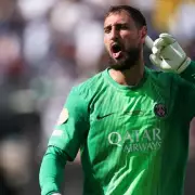 Man City Eye Sensational Swoop for PSG's Gianluigi Donnarumma | Mirror Football