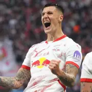 Man Utd and Arsenal Battle for Benjamin Sesko: Transfer Showdown Heats Up