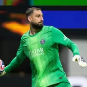 Man Utd Eye Shock Move for PSG's Gianluigi Donnarumma as Goalkeeper Shake-Up Looms