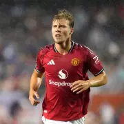 Manchester United Transfer News: Hojlund and Sesko Deals in Doubt as Ten Hag Faces Striker Crisis