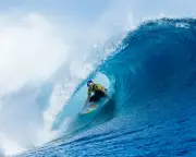 Molly Picklum Triumphs at Teahupo'o Tahiti Pro in a Thrilling WSL Showdown