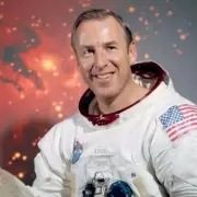 NASA Astronaut Jim Lovell, Apollo 13 Hero, Dies at 95 – A Look Back at His Legendary Career