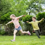 Neighbourhood Feud: Locals Launch Petition to Ban 'Aggressive' Resident