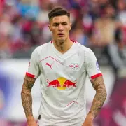 Newcastle and Man Utd Battle for Benjamin Šeško as RB Leipzig Star Sparks Transfer Frenzy