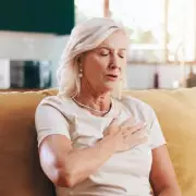 NHS Urges Public: Call 999 Immediately for Chest Pain – It Could Save Your Life