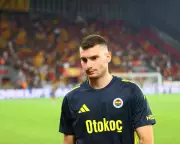 Nottingham Forest in Advanced Talks to Sign Fenerbahce Goalkeeper Dominik Livaković | Transfer Exclusive