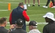 Patriots Coach Mike Vrabel in Bloody Sideline Clash – Shocking NFL Drama Unfolds