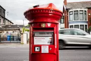 Royal Mail Tests Solar-Powered Parcel Lockers in UK Green Postal Revolution