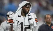 Shedeur Sanders Suffers Injury in Browns QB Battle – Will It Derail His NFL Dream?