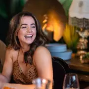 Shoppers Rave About This £20 Teeth Whitening Gadget – Dentists Approve!