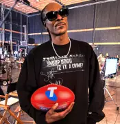 Snoop Dogg to Headline 2025 AFL Grand Final: A Hip-Hop Legend Takes the Stage Down Under