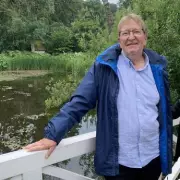 Stranger's Quick Thinking Saves Man's Life After Spotting Suspicious Mole on His Leg