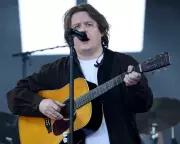 StubHub Under Fire for Allowing Mass Ticket Resale for Sold-Out Lewis Capaldi Show