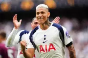 Thomas Frank Praises Brennan Johnson Amid Premier League Transfer Buzz