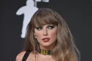 Travis Kelce and Patrick Mahomes Mock Taylor Swift's NFL Media Frenzy in Hilarious Instagram Video | The Independent