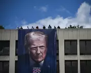 Trump's Alarming Plan: Deploying National Guard on Day One Sparks Fears of US Authoritarian Shift