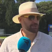 Tyson Fury's Surprise Visit to Cartmel Races Stuns Manchester United Fans