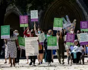 UK at Risk of Missing Key Gender Equality Aid Target, Warn Experts