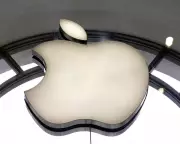 UK Retreats: Spy Chief Admits Defeat in Bid to Access US Apple User Data