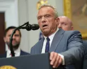 US mRNA Vaccine Funding Cuts: A Global Health Crisis in the Making?