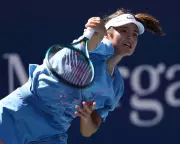 US Open 2025 Day One: Raducanu's Triumphant Return & Sabalenka's Dominance Kick Off Flushing Meadows