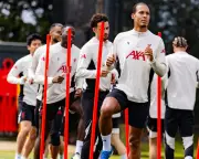 Virgil van Dijk: Retaining Premier League Title is 'Bare Minimum' for Liverpool