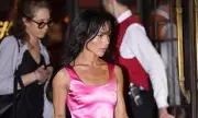 Zoe Kravitz's Steamy On-Set Moment: Caught in Mini-Dress Kissing Austin Butler as Harry Styles Watches | Daily Mail