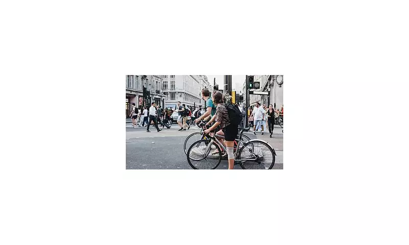 Crackdown on Cyclists: Stricter Penalties for Red Light Offences Proposed