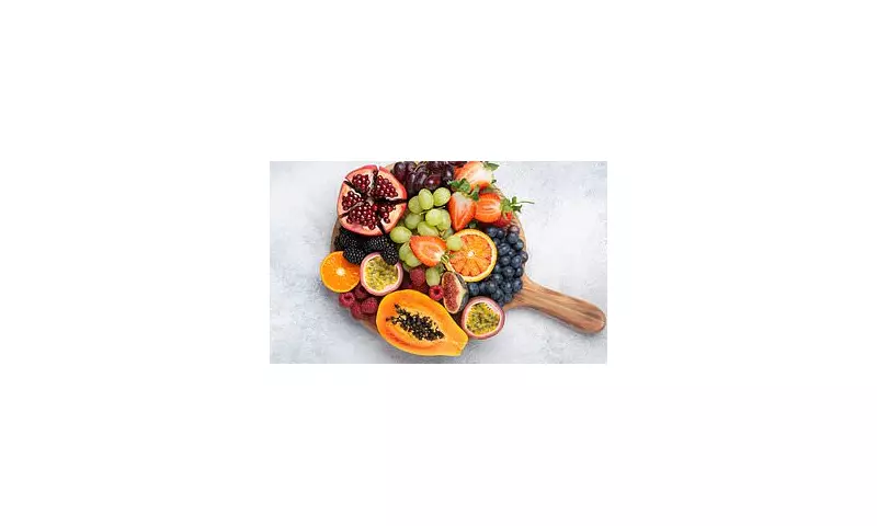 Harvard Gut Expert Reveals: The One Fruit You Should Avoid To Beat Bloating & Improve Digestion